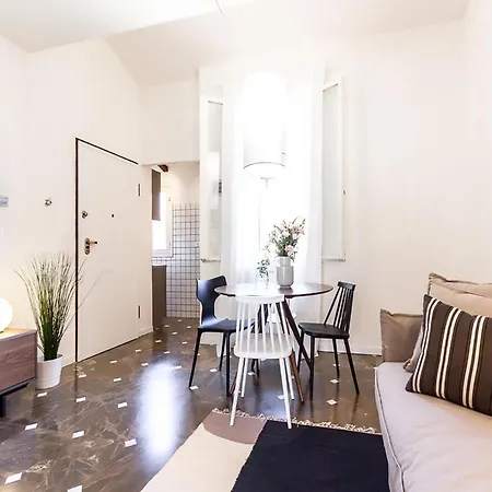 Barbieri23 Design By Wonderful Italy Apartment *